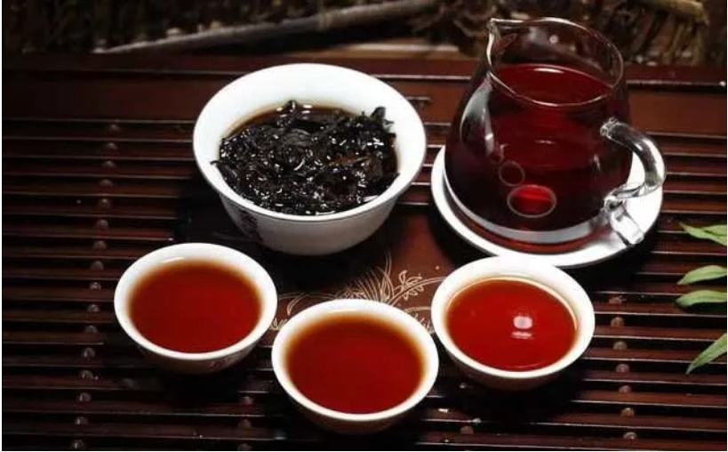 黑茶飲用有哪些禁忌？犯了禁忌黑茶有什么功效？