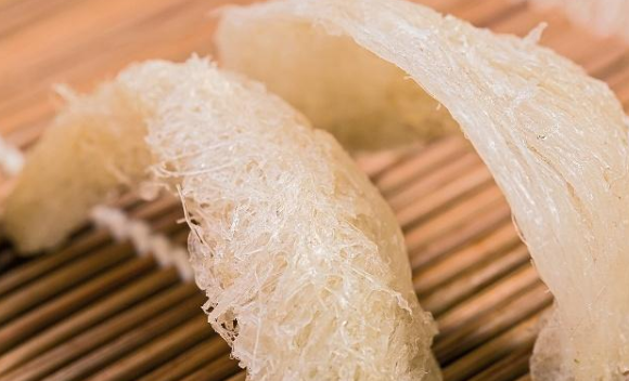 燕窩的功效與作用是什么？吃燕窩對人體有哪些好處？